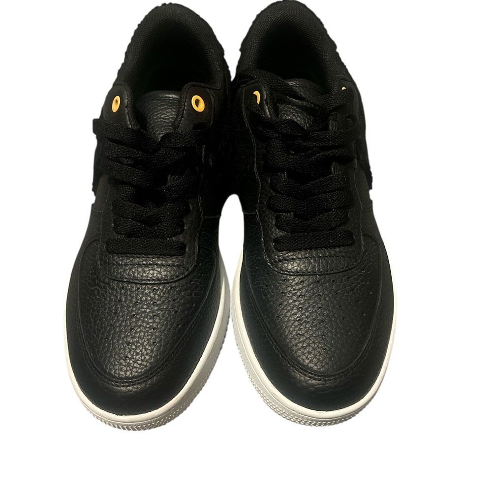John Geiger GF-01 Black Pebbled Leather Black Chenille Men's Shoes Size 7